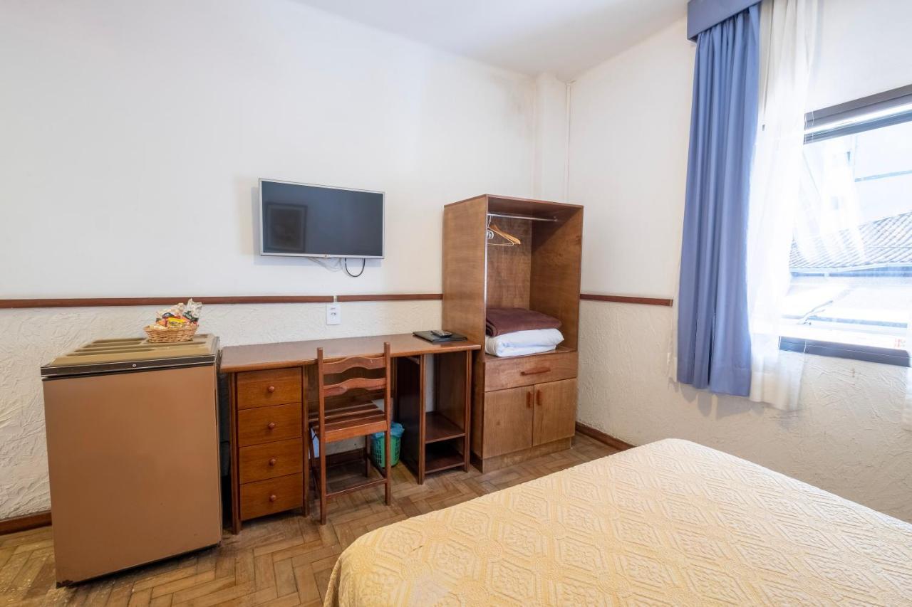 Hotel Mount Everest Nova Friburgo Buitenkant foto